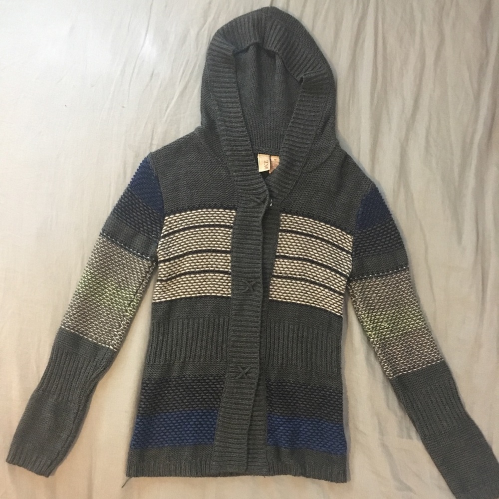 BKE sweater